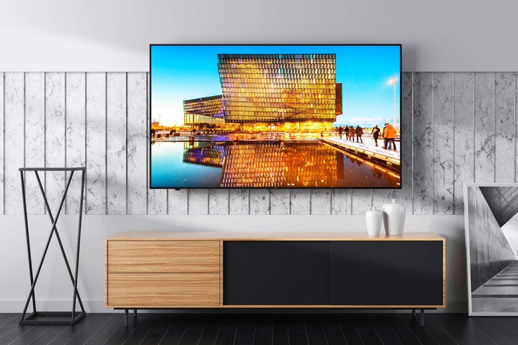 Xiaomi выпустила лучший в мире телевизор Redmi TV, который продают за копейки